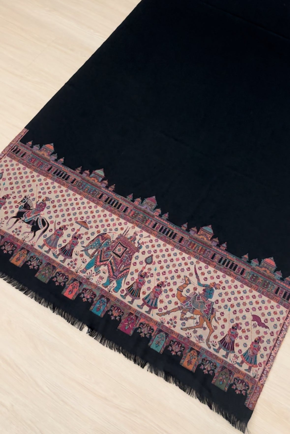 Baraat Border Shawl