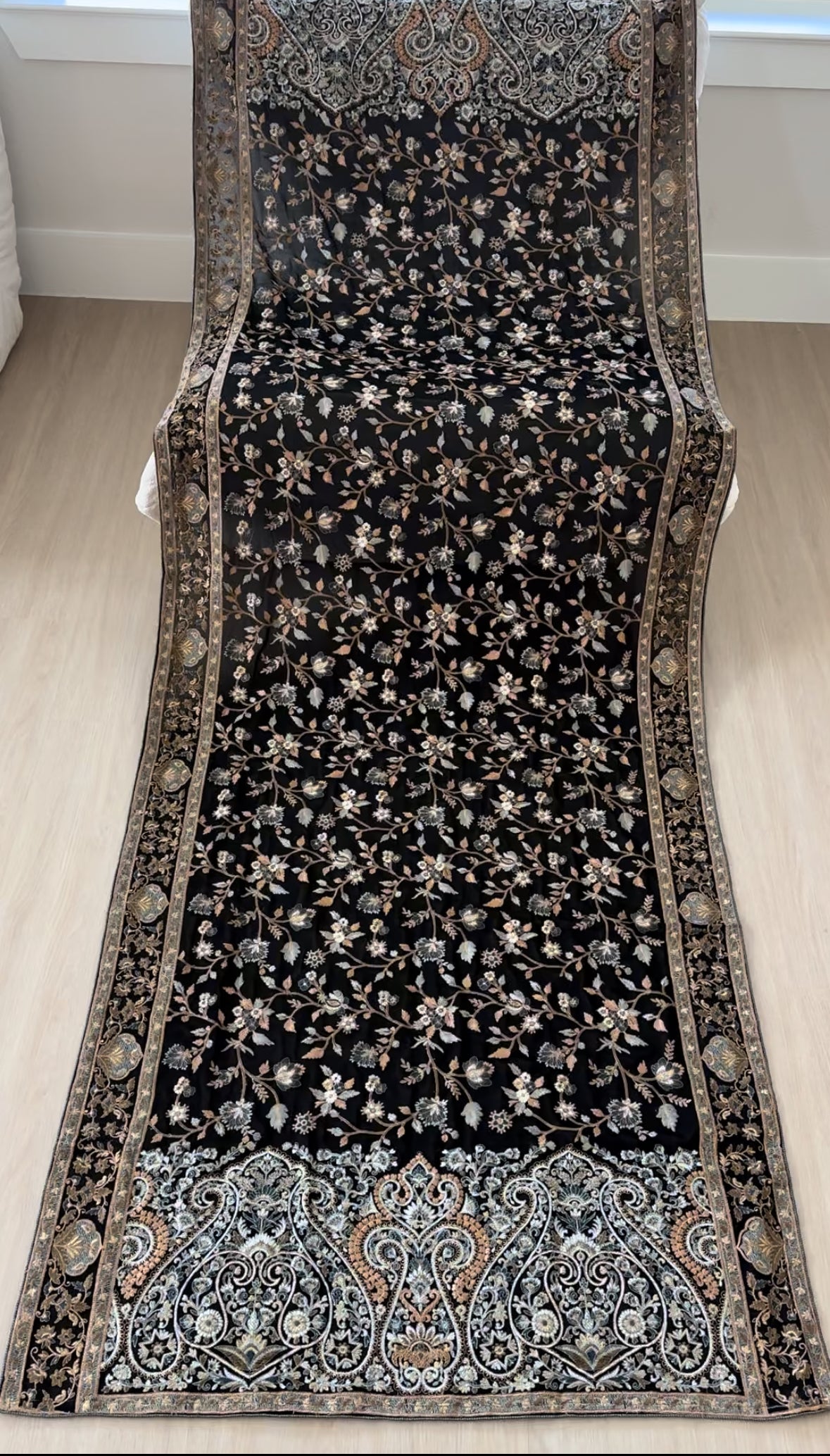 Embroidered Floral Georgette Shawl