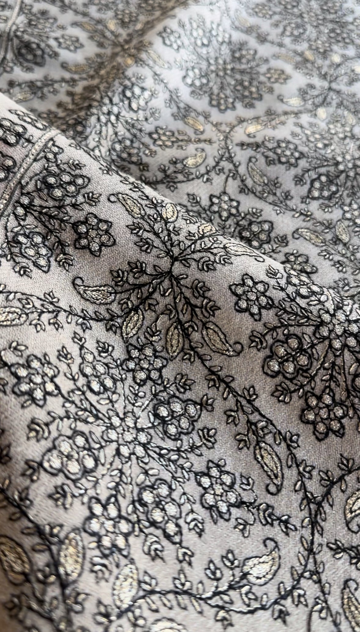 Black/Zarri Embroidered Pashmina Shawl