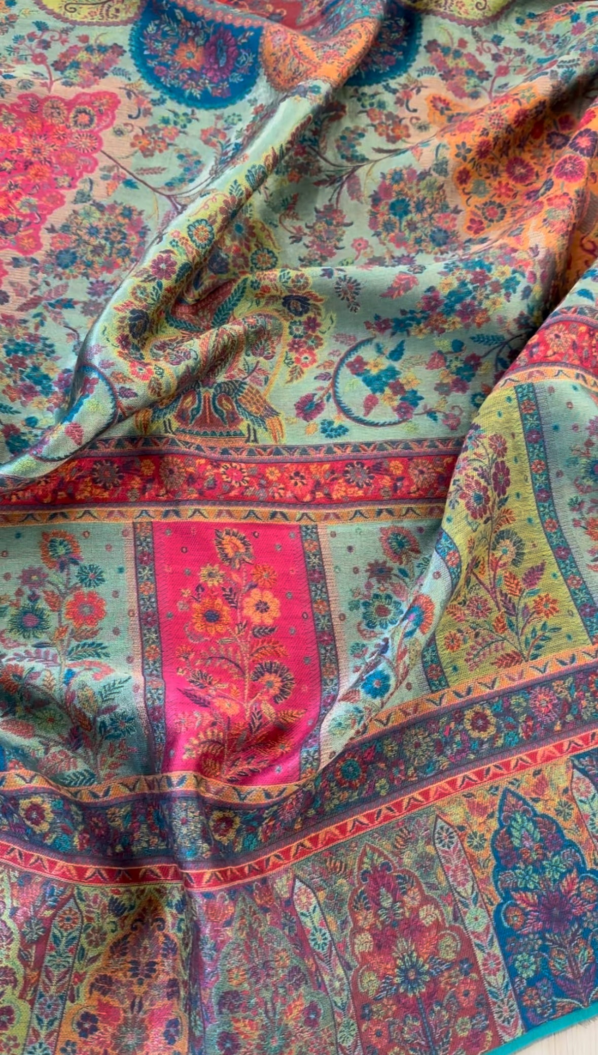 Gulsheen Kani Shawl